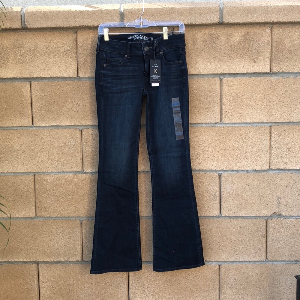 American Eagle brand new jean size 4 regular